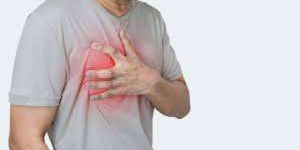 Women shouldn't ignore or minimize chest pain