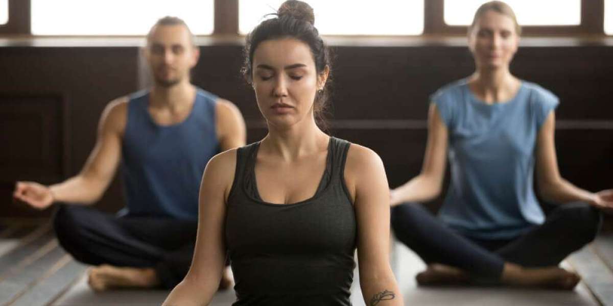 Tips to Choose the Right Yoga Teacher Training in Goa