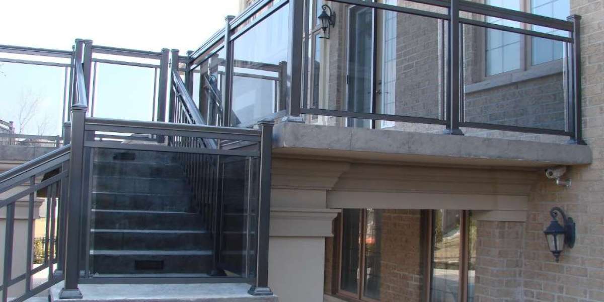 Home with Expert Aluminum Glass Railing Installation