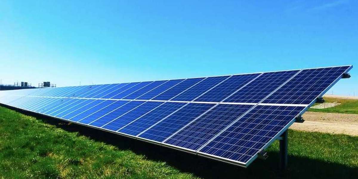 Solar panels and solar inverters in India for sustainable energy solutions