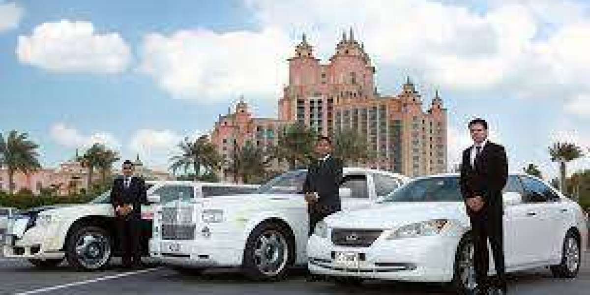 Luxury Chauffeur Service in Dubai | Happy Limousine