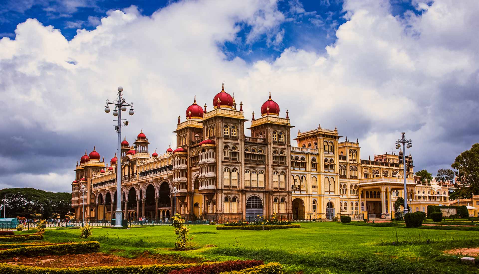 Weekend Getaways Near Bangalore: Perfect Escapes for Every Traveler -