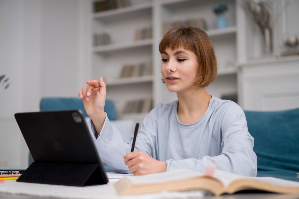How Can I Get Help with My Straighterline Online Courses?