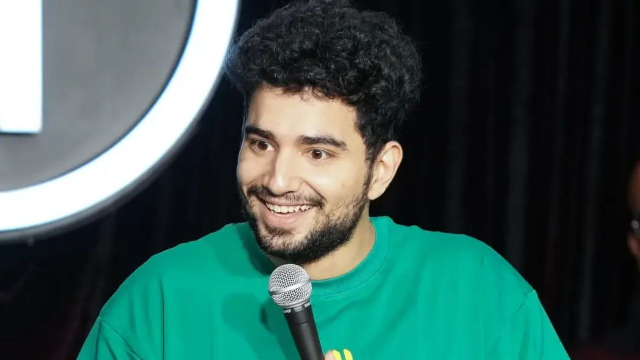 India's Got Laten controversy: साइबर सेल के सामने पेश हुए कॉमेडियन समय रैना, इंडियाज गॉट लेटेंट' विवाद को लेकर रिकॉर्ड हुए बयान | Comedian Samay Raina appeared before Cyber ​​Cell statement recorded regarding India Got Latent controversy breaking | India Daily