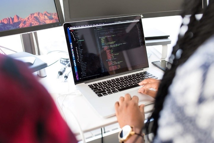 What Features of a Laptop are Necessary for Data Scientists?