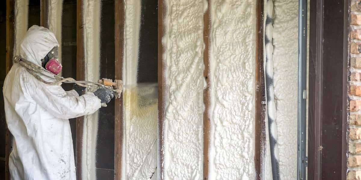 5 Commercial Benefits of Choosing an Experienced Insulation Company in Scott County