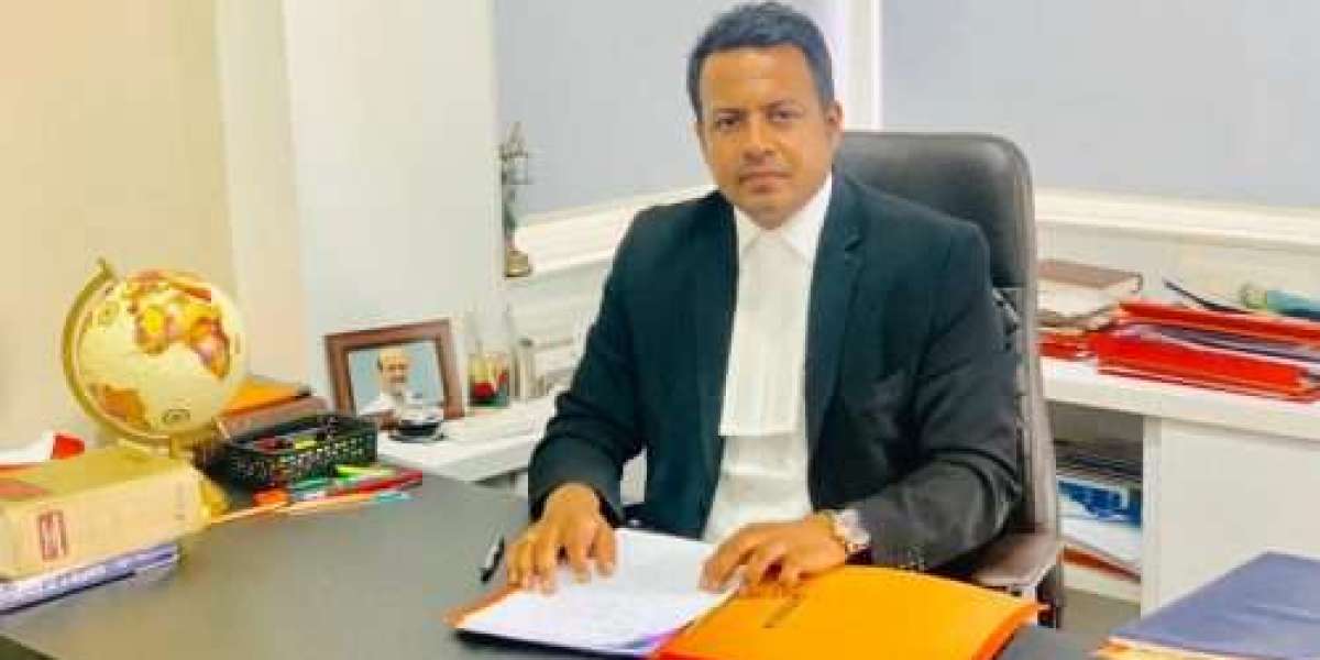 How Advocate Jitendra Sawant Supports Victims of Legal Injustice