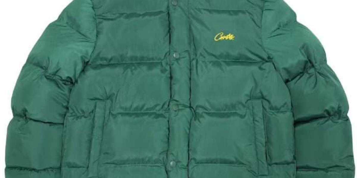 Corteiz Clothing: The Culture, The Tracksuit, and the Cargo Revolutionizing Streetwear