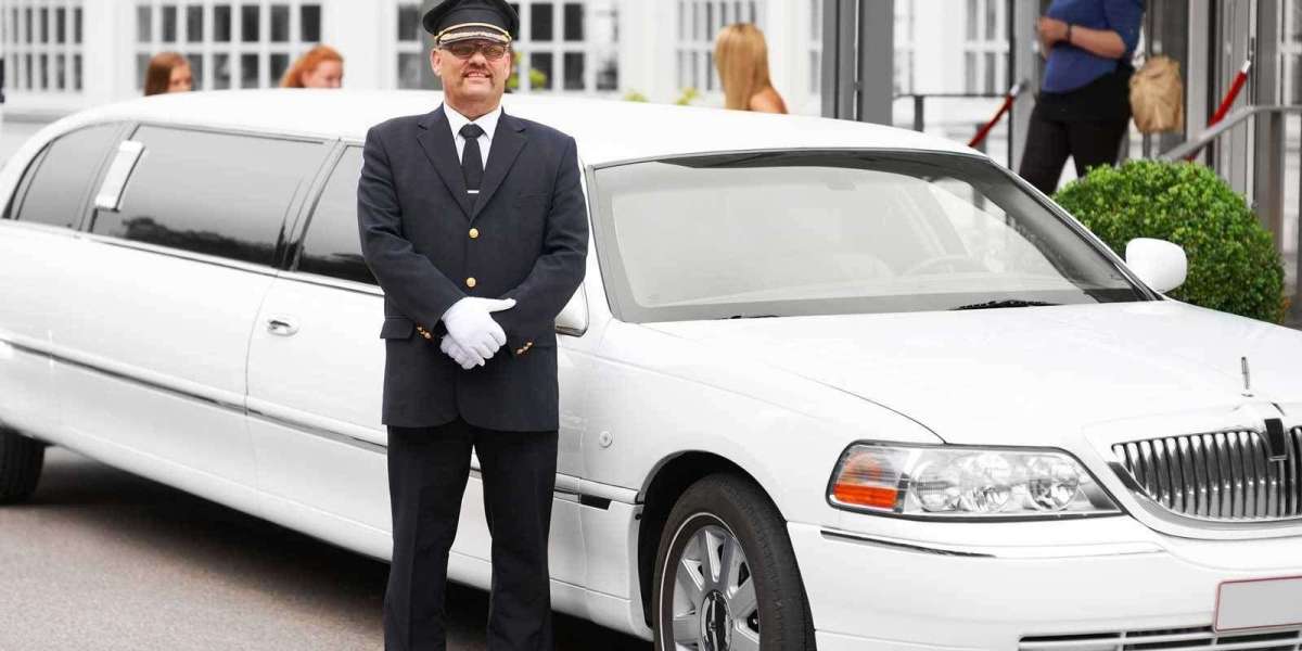 Best Luxury Black Car Seattle, WA