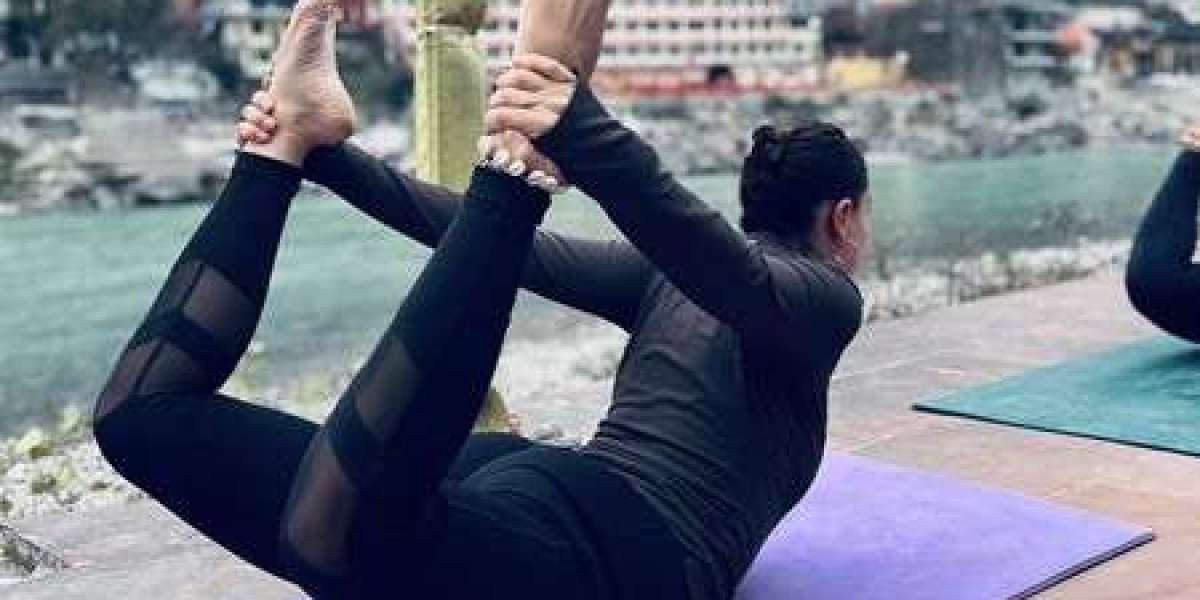 Why Yoga Teacher Training in Rishikesh, India Can Change Your Life