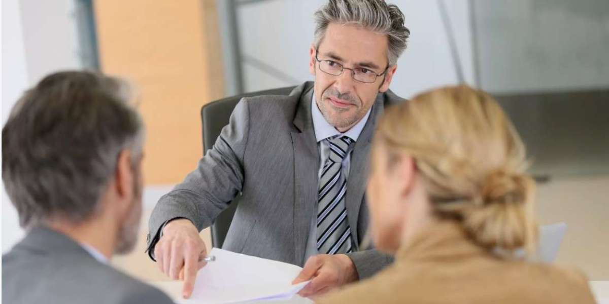 How the Best Immigration Solicitors Can Help You Achieve Your Legal Goals