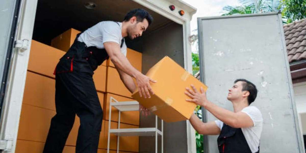 Top Tips for Hiring the Best Movers in DC for Your Next Move