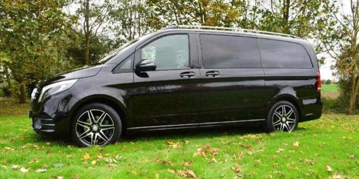 What Makes Premier Airport Cars Cambridge Better Than Regular Taxis For Holiday Transfers