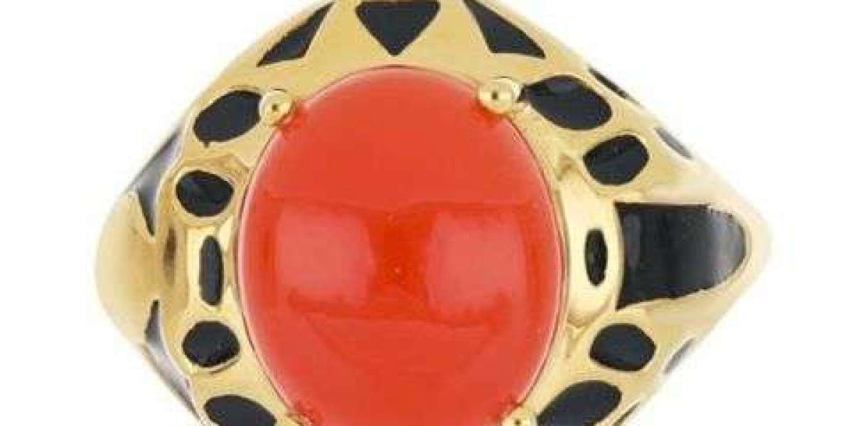 Dive into Carnelian Crystal Meaning with JewelPin's Unique Styles
