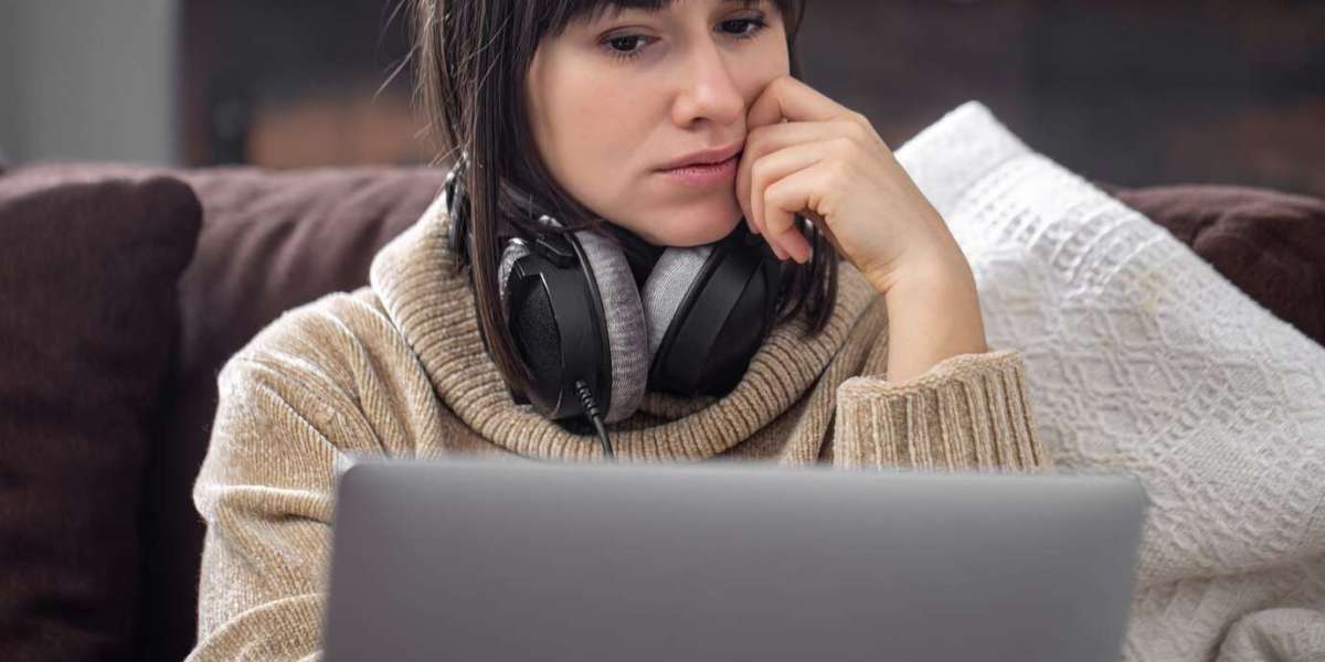 Online Anxiety Counselling: Find Peace and Support from Anywhere