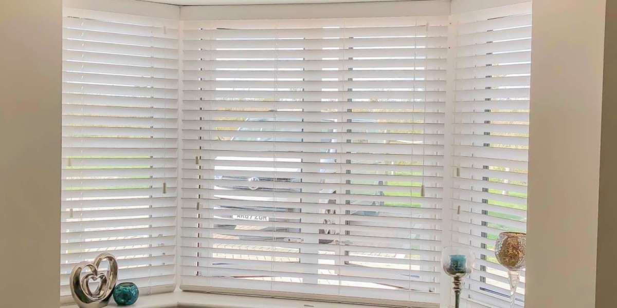 Bay Square’s Top Choice for Window Blinds Installations