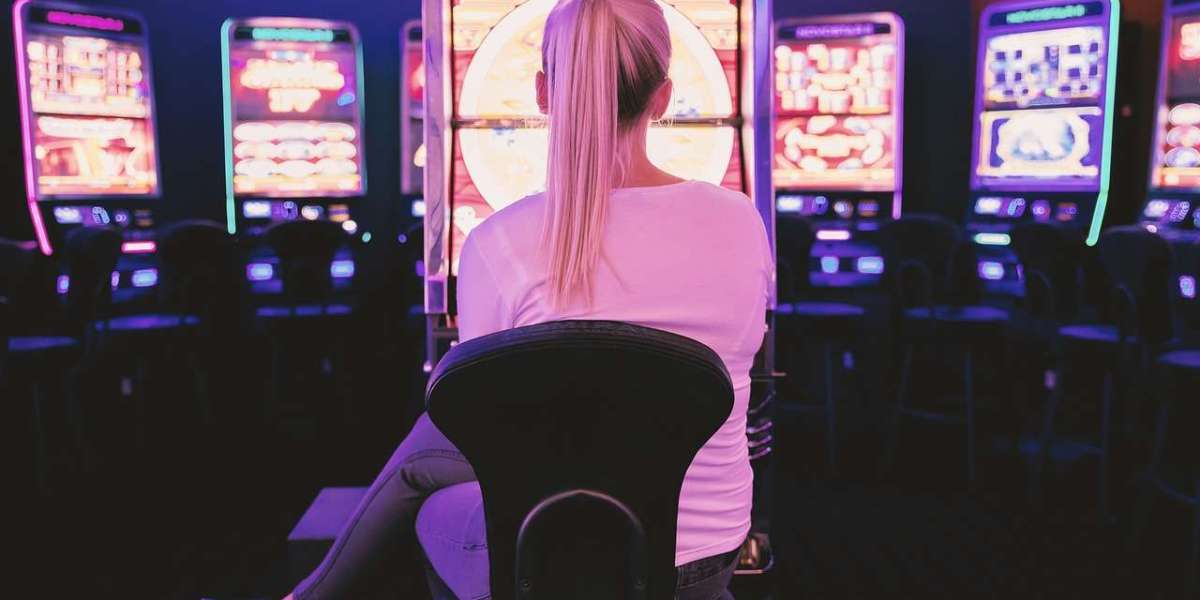 Die Auswirkungen von Künstlicher Intelligenz auf die Spielerfahrung in Online-Casinos im Jahr 2025