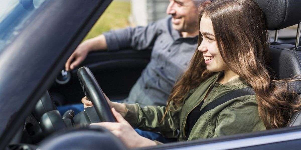 Driving Lessons in Oxford: Navigating Skill and Confidence in a Historic City