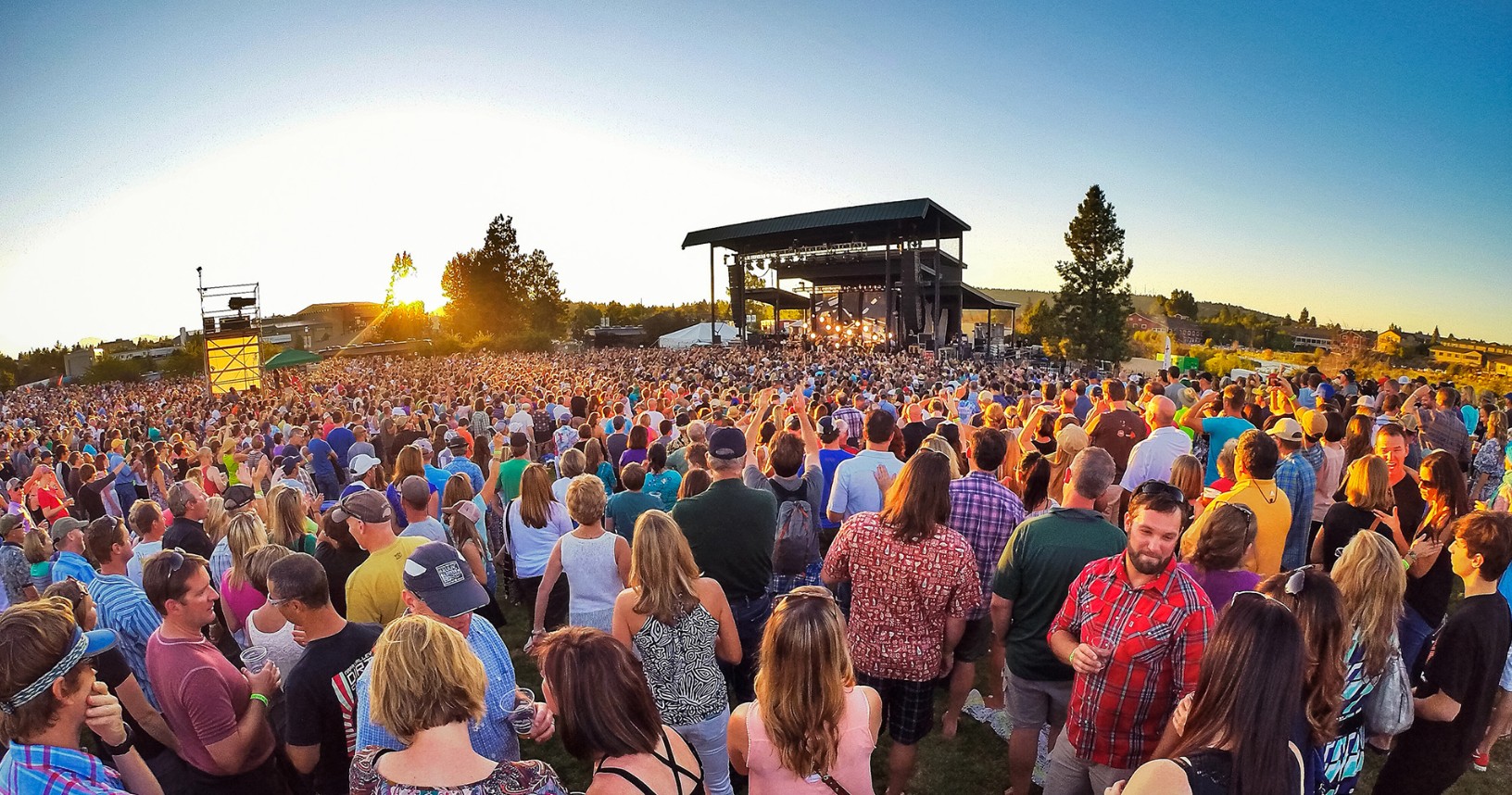 How to Get Hayden Homes Amphitheater Tickets