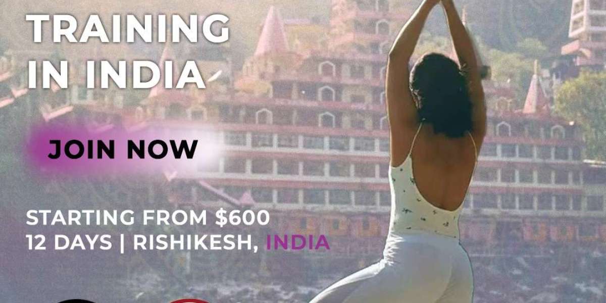 100 Hours Yoga Teacher Training in Rishikesh: A Transformational Beginning