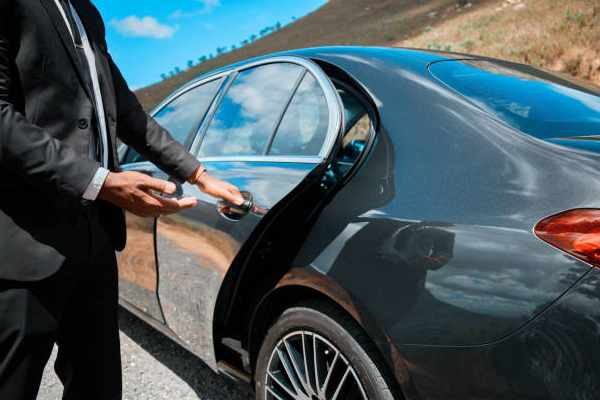 Top Benefits of Choosing Truganina Taxi for Local Travel