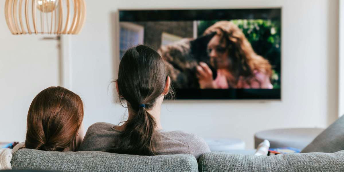 Comment l’Intelligence Artificielle et le Machine Learning Façonnent l’Avenir de l’IPTV