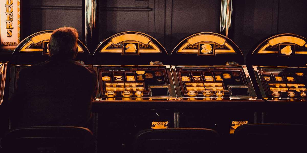 Regulatory Changes and Their Influence on Online Casino Trends: A Look Ahead to 2025 and Beyond