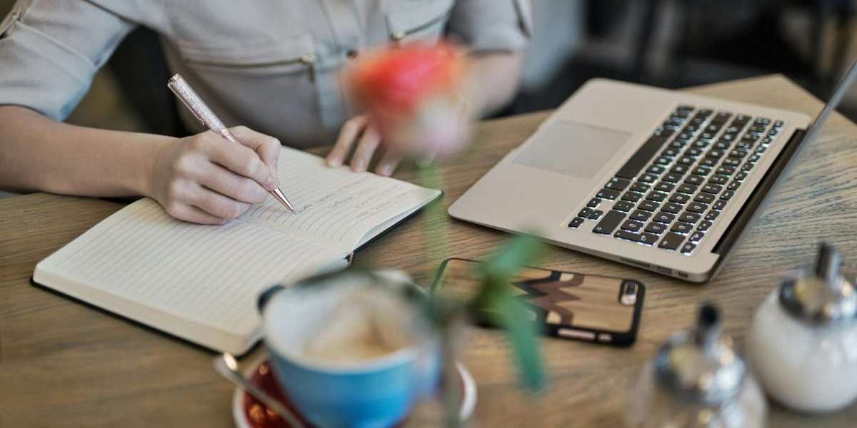 Why 2025 Nursing Students Are Switching to Online Class Assignment Services