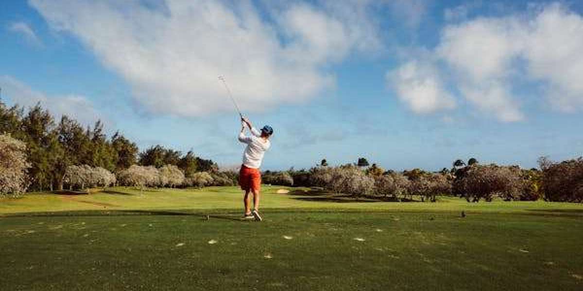 Why Women Should Consider a Golf Club Membership