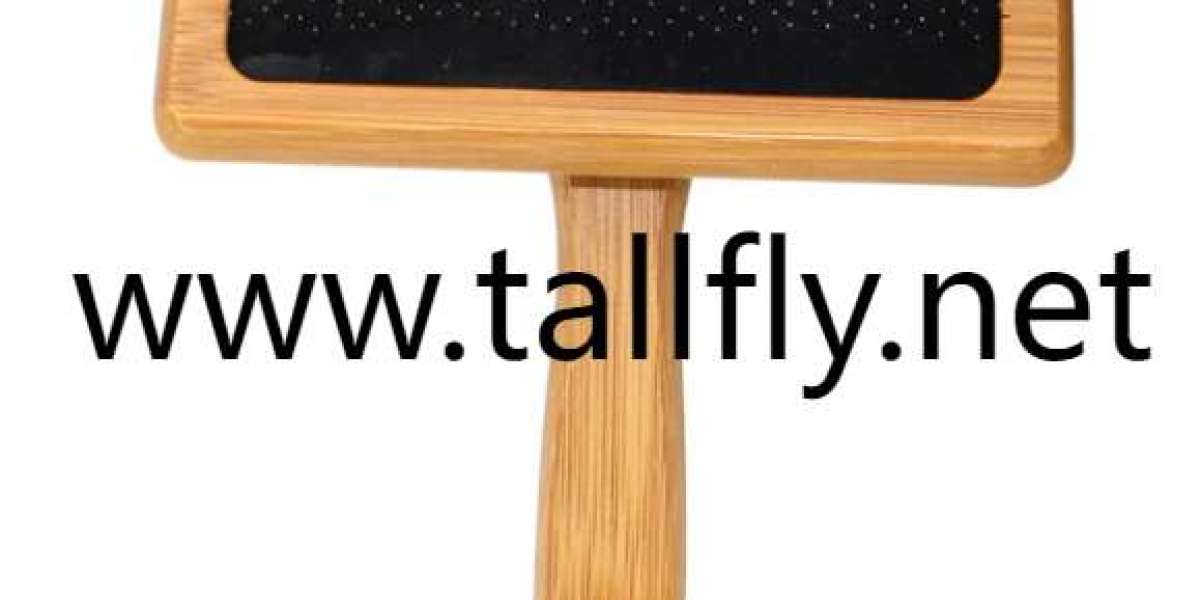 Tallfly's Expert Guide to Professional Flea Comb Selection