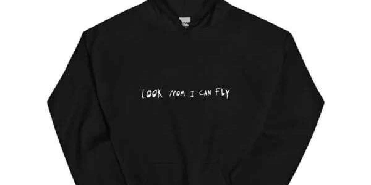 Astroworld Hoodies: How Travis Scott Turned a Concert Merch Into a Fashion Phenomenon