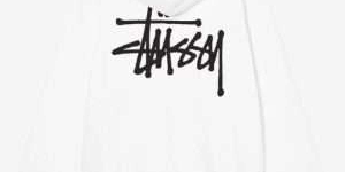 Stüssy Hoodie: The Ultimate Streetwear Essential