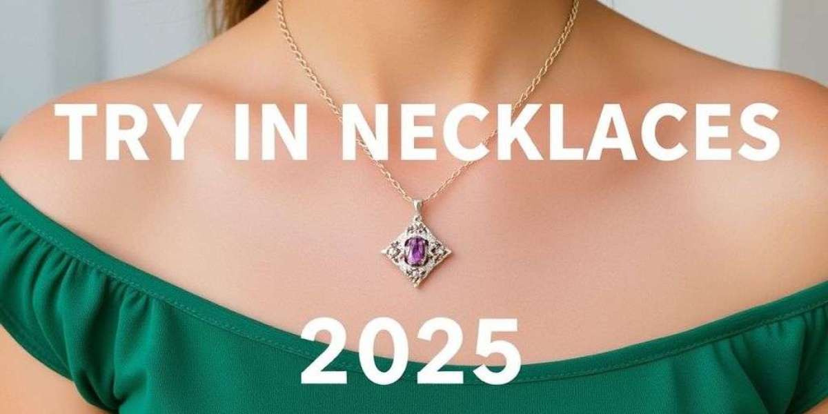 What to Try in Necklaces This Year?