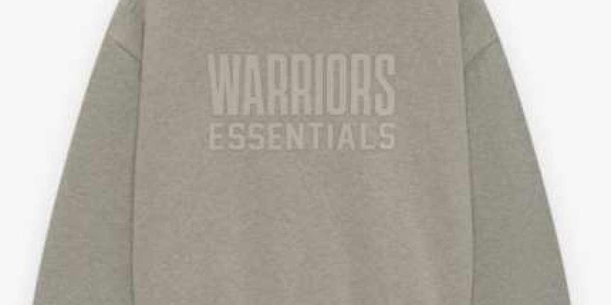 Essentials Hoodie for Men & Women – Sleek and Versatile Look