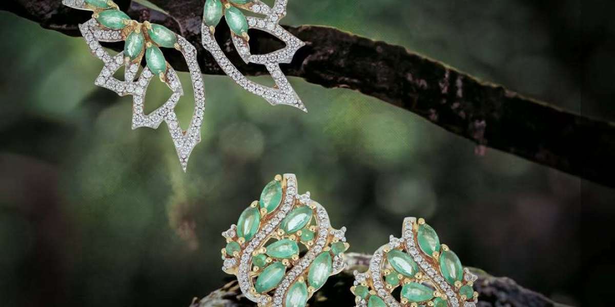 What Is the Gemini Birthstone Color? Find Out with JewelPin
