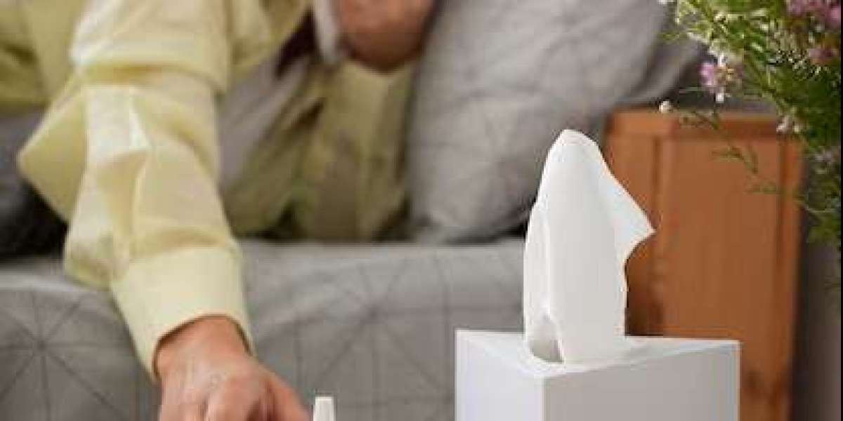 How Nasal Spray and Sinus Rinse Help Manage Blocked Nose and Sinus Issues