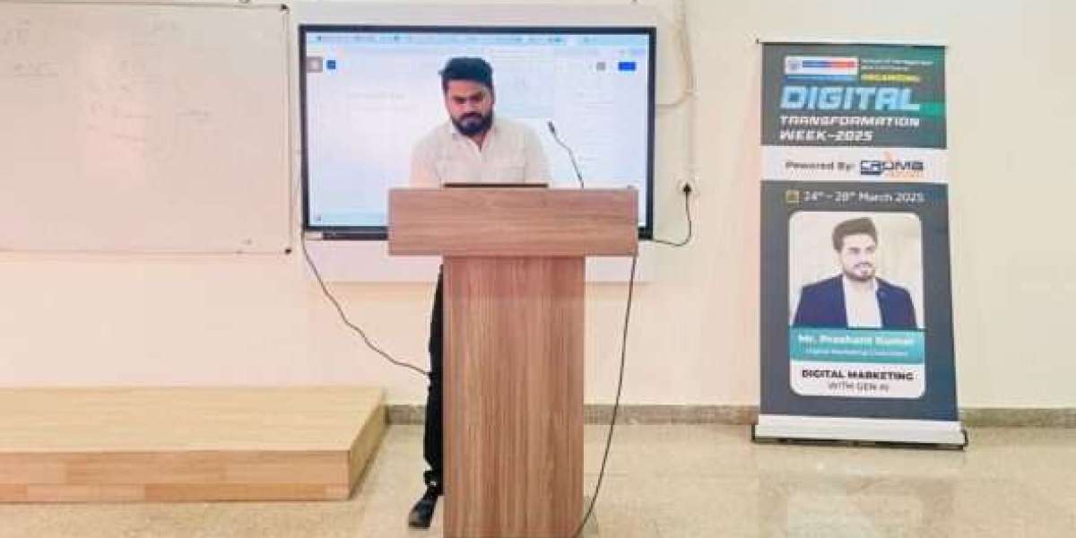Unlock Your Career Potential with the Best Digital Marketing Course in Noida