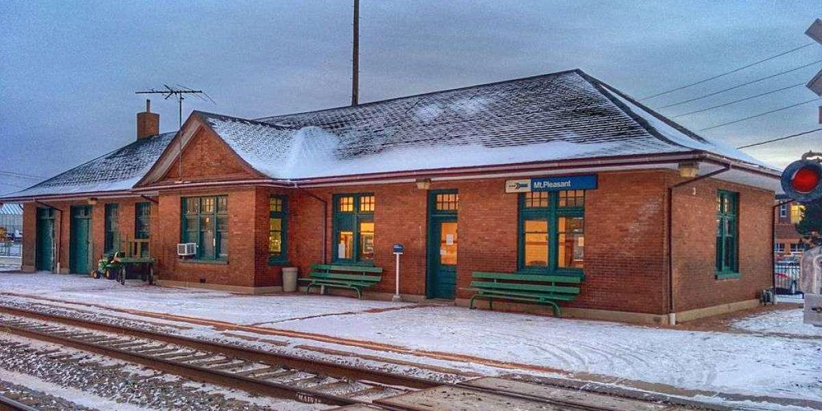 Exploring the Rails: A Comprehensive Guide to Amtrak Stations in Iowa