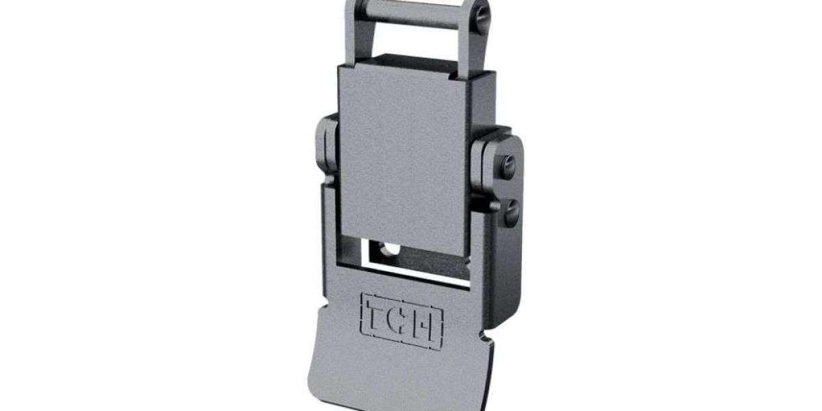 Magnetic vs. Roller Door Catches: Pros, Cons & Applications