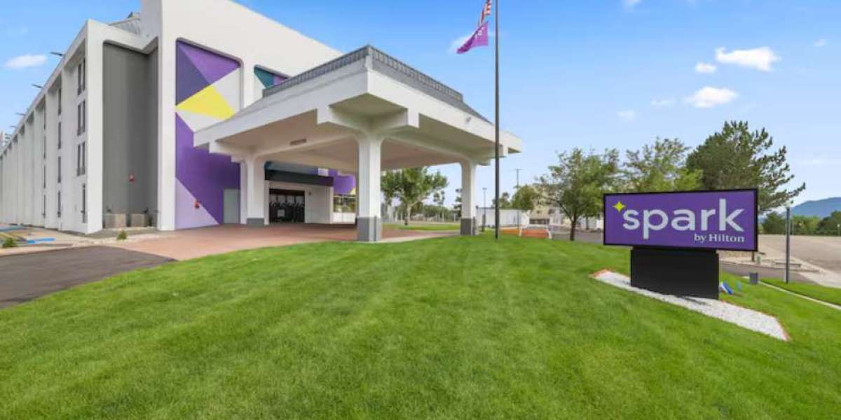 How to Choose a Hotel that Offers Free Parking