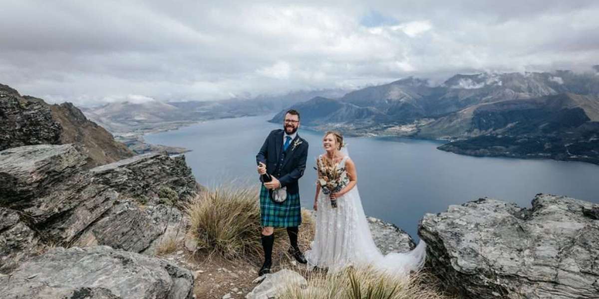What Is The Ideal Time To Have Wedding Couple Photography Done?