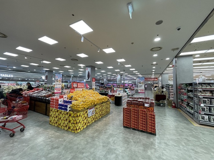 How Lotte Mart ZETTAPLEX Is Redefining the Shopping Experience in Korea