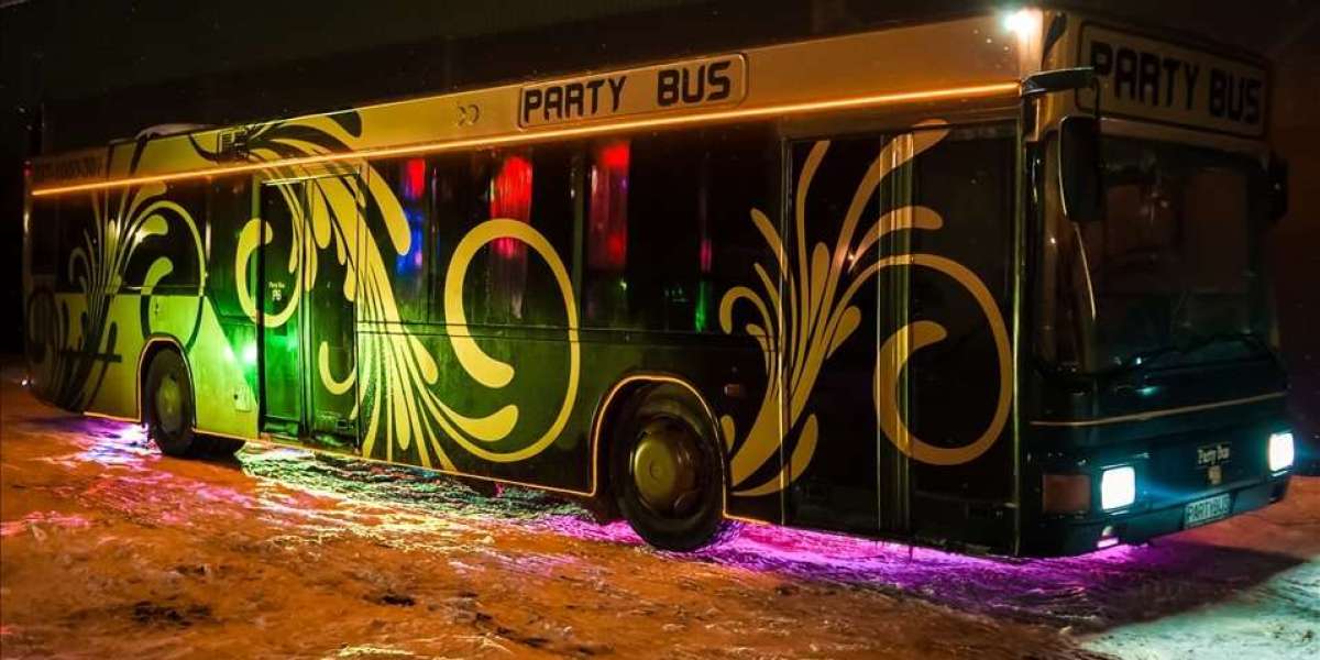 The Ultimate Guide to Choosing a Party Bus
