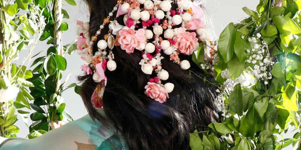 Buy Flower Jewellery Set Online – Exclusive VAIDAAN Flower Jewelry Collection
