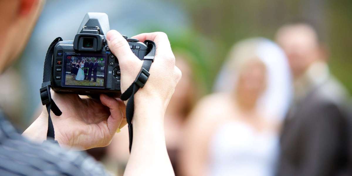 Planning the Perfect Autumn Portrait Session in Edmonton