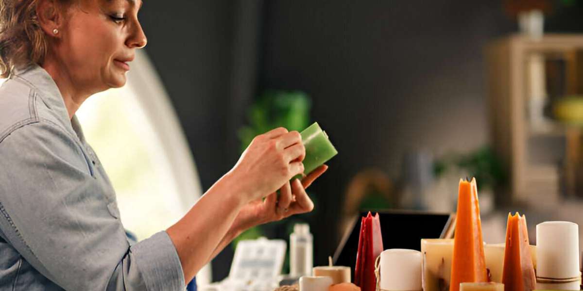 How to Use a Squeegee for Even Wax Layering in Custom Candles