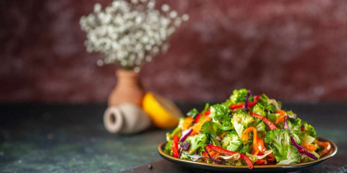 How to Create Balanced Salads: A Perfect Mix of Taste and Nutrition