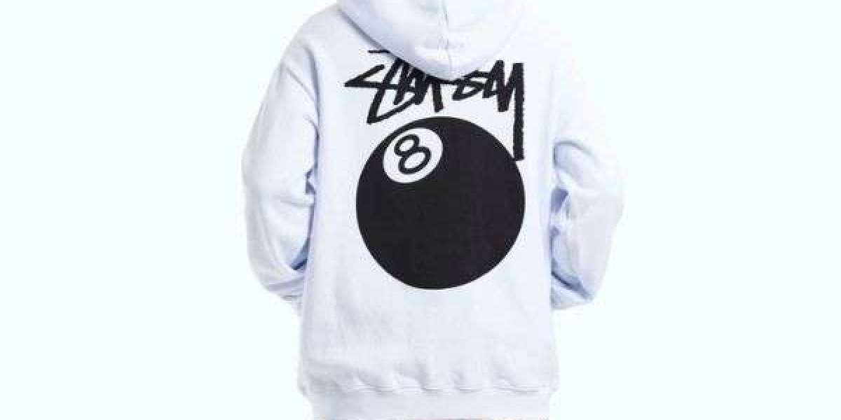 Streetwear Staple: Why the Stussy Hoodie Never Fades