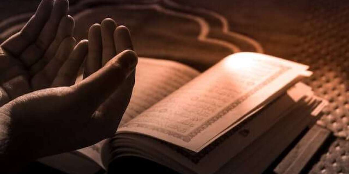 Learn Quran with Tajweed Online – Expert Guidance from Qualified Tutors