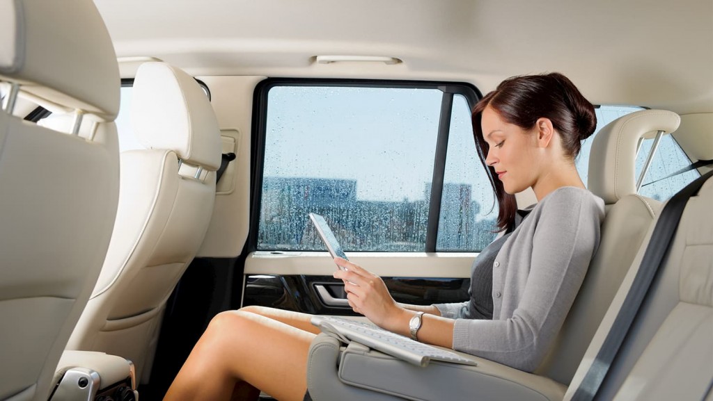 Airport Taxi Service and Luxury Car Rentals in Turks and Caicos - Catch That Story